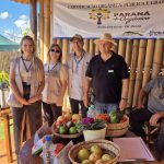 Prefeito Carlos Gil visita Fazendinha do Parque de Exposições